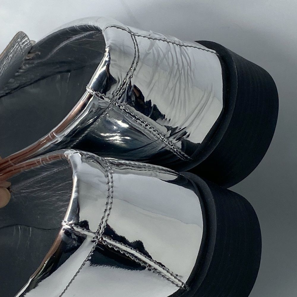 Jimmy Choo Addie JC Logo Metallic Loafer size 38 - Picture 10 of 13
